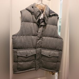 Old navy vest